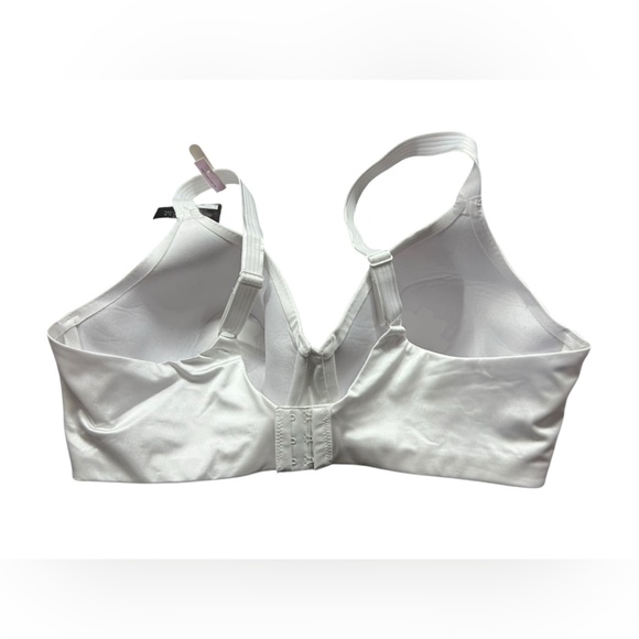 BALI white smooth t shirt underwire bra DF3W11 42D NWT - Picture 5 of 7